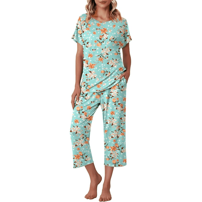 Floral Print Capri Pajama Set – Lightweight Comfort Design