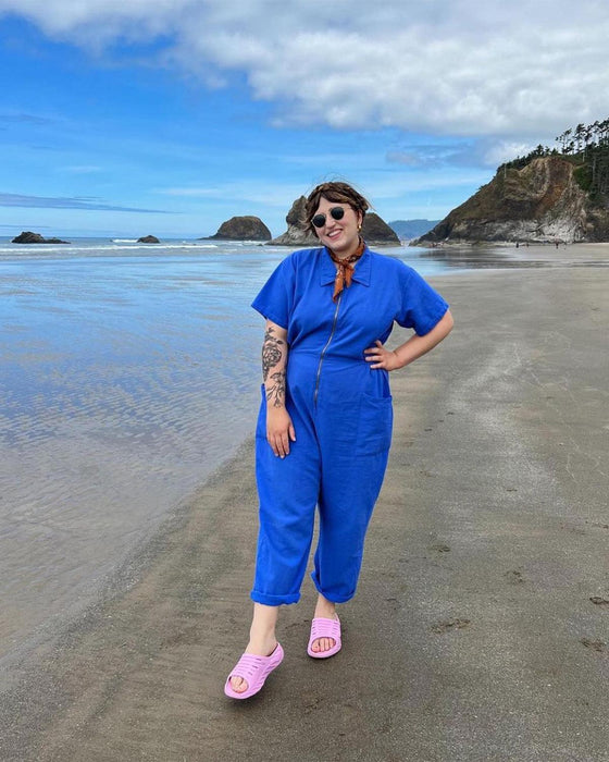 Comfy Cropped Utility Jumpsuit – Stylish, Practical, and Comfortable