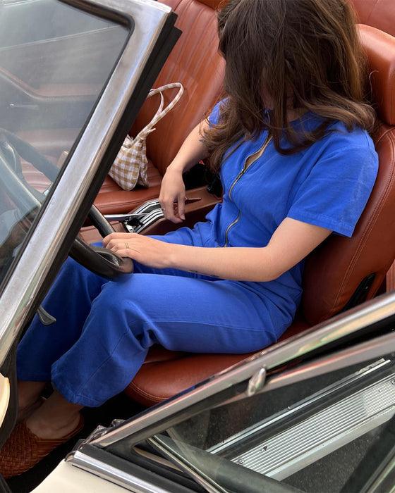 Comfy Cropped Utility Jumpsuit – Stylish, Practical, and Comfortable