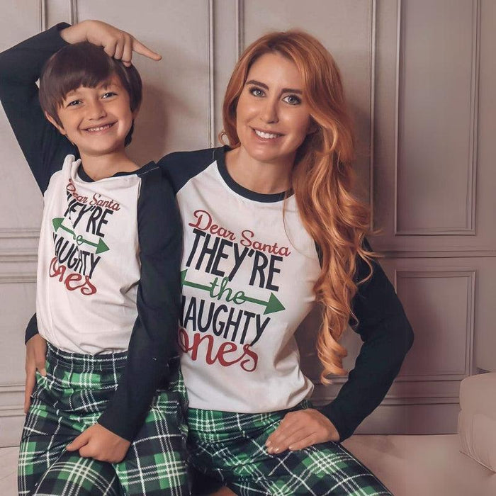 Letter Print Pajama Set – Comfortable Holiday Wear