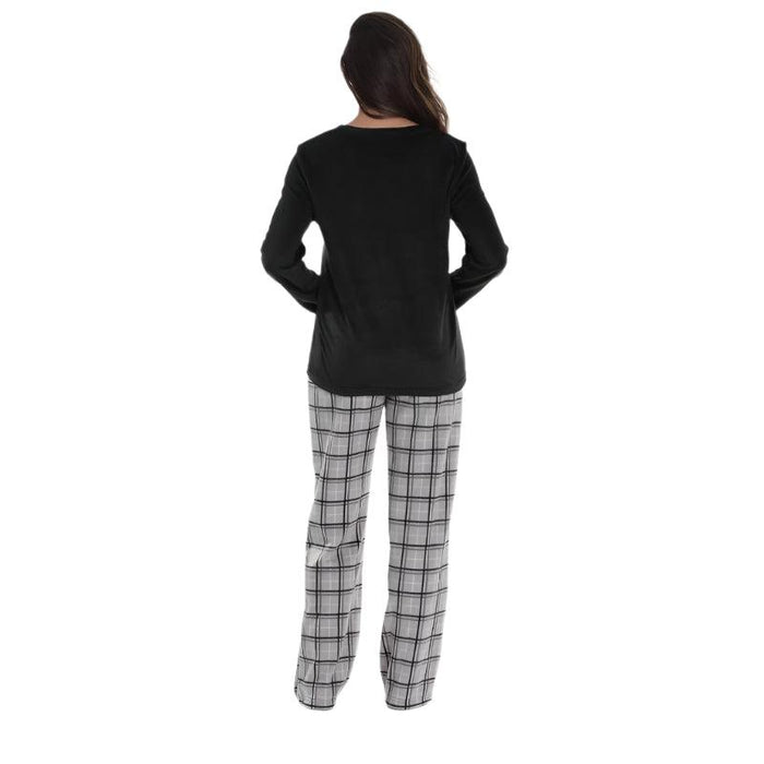 Plaid Pattern Pajama Set – Cozy Cotton Lounge Set with Matching Socks