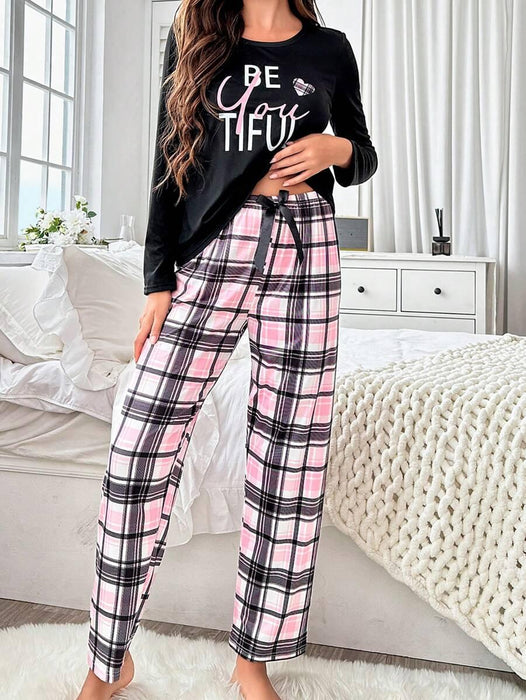 Top and Plaid Pajama Set – Cozy and Stylish Loungewear