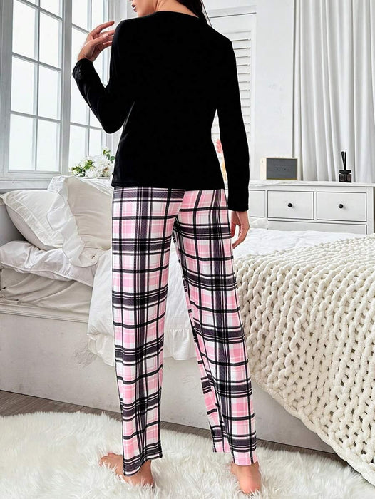 Top and Plaid Pajama Set – Cozy and Stylish Loungewear
