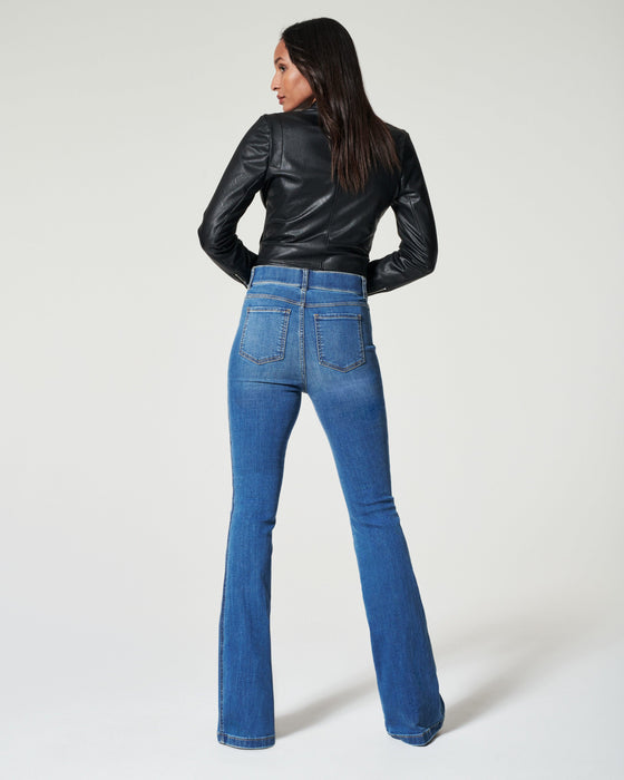 High Rise Flare Jeans – Embrace Vintage Style with a Modern Twist