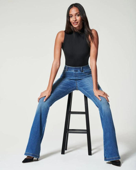 High Rise Flare Jeans – Embrace Vintage Style with a Modern Twist